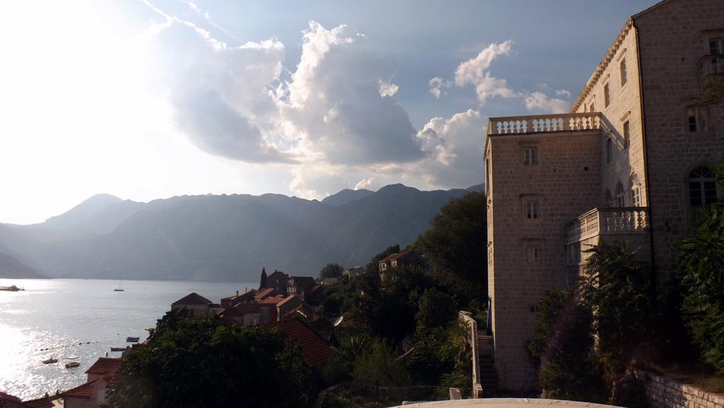 Gudelj Apartments Perast Rum bild